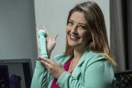 Retrato de Thaís Plaza, 42, que é coach em sexualidade - Jardiel Carvalho/Folhapress